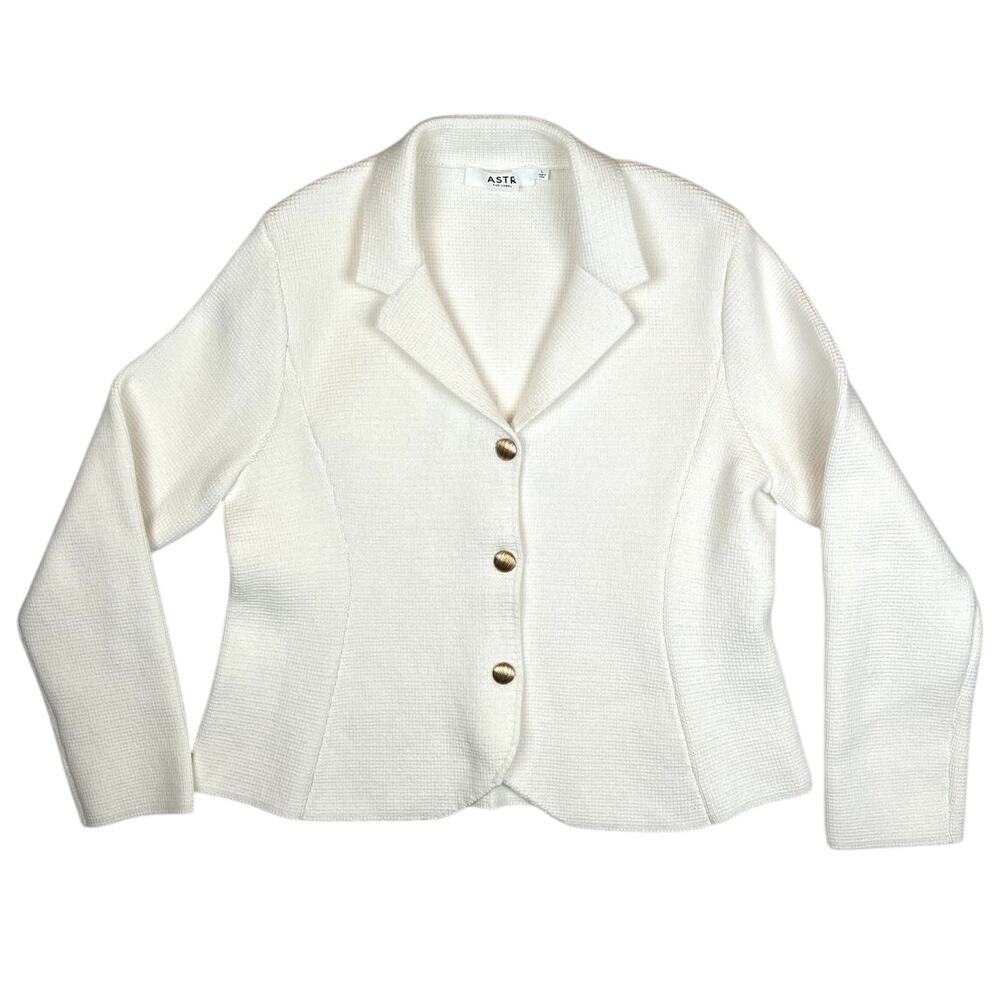 ASTR The Label White Textured Knit Blazer – Size L (NWOT)